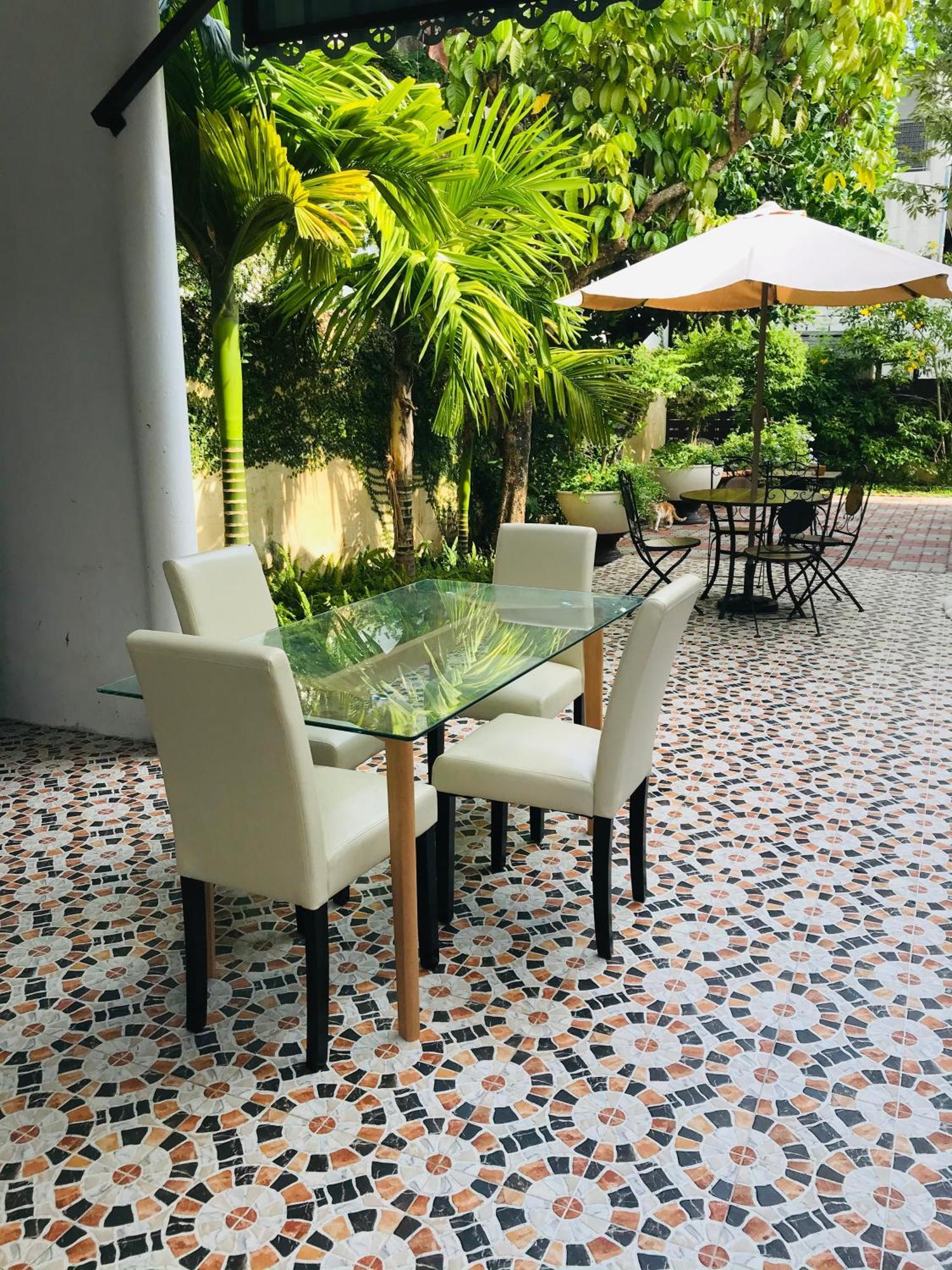 Séjour chez l'habitant Master Bedroom With Private Bathroom And Kitchen Phuket